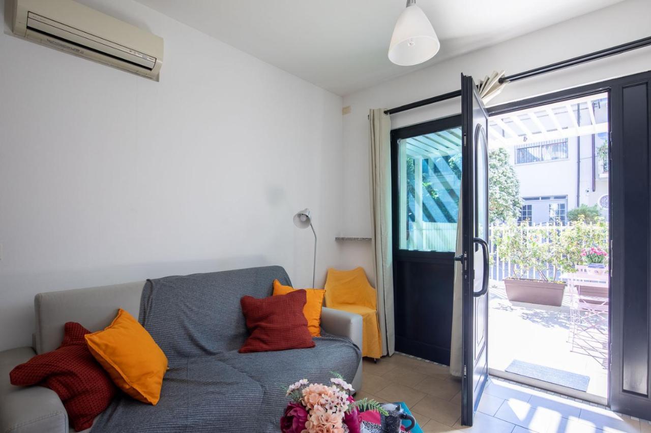 Romantico Open Space A 3Min Dalla Spiaggia - Homeunity ริมินี ภายนอก รูปภาพ